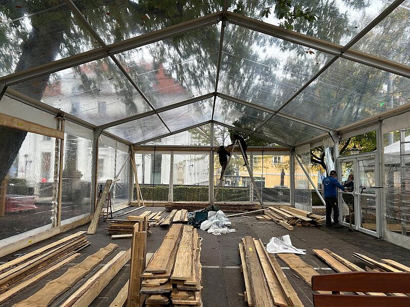 Josiashütte Coburg Auch in den kommenden Wintermonaten gibt es in Coburgs größtem Biergarten, dem "Josiasgarten", wieder einen Hüttenbetrieb.