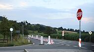 Die Rechtsabbiegerspur von Ebermannstadt kommend wurde gesperrt. Ein Kreisverkehr an dieser Stelle an der B&nbsp;470 bei Weilersbach ist laut Staatlichem Bauamt nur schwer umsetzbar.