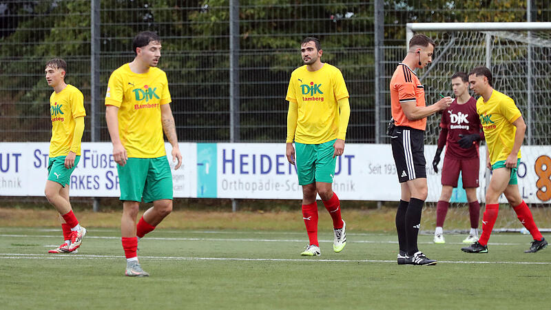 Reaktion gefordert: DJK Bamberg bei Viktoria Aschaffenburg Bedröppelt schauten die Spieler der DJK Bamberg am Sandkerwa-Freitag drein. Mit 0:5 ging der Bayernligist gegen Regensburg II unter.