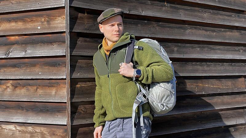 Autor Julian Gick (30) auf Wanderschaft durch die Rhön