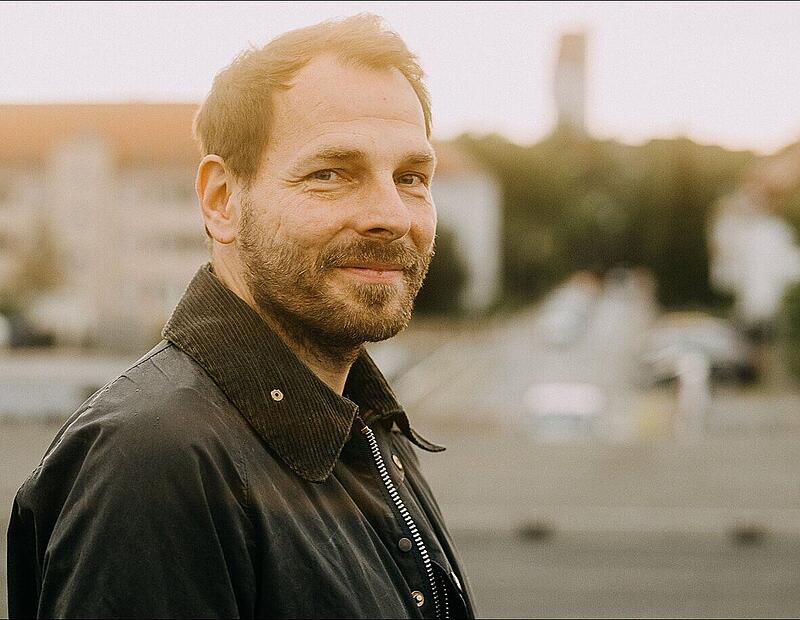 Der Bamberger Autor Martin Beyer ist fasziniert vom Leben Irene Wedells.