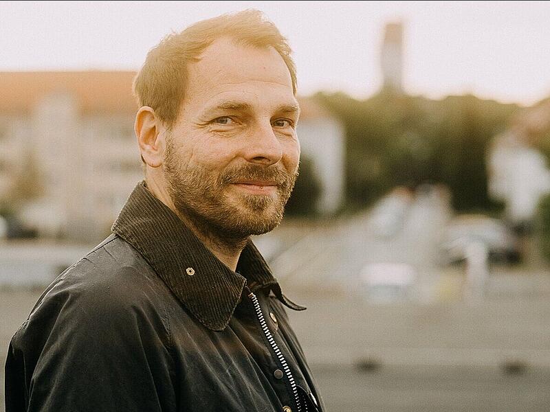 Der Bamberger Autor Martin Beyer ist fasziniert vom Leben Irene Wedells.
