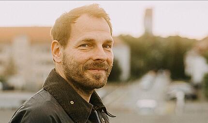 Der Bamberger Autor Martin Beyer ist fasziniert vom Leben Irene Wedells.