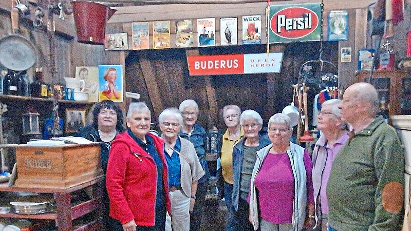 Senioren im Kaufladen Karola Helfrich Senioren im Kaufladen Karola Helfrich
