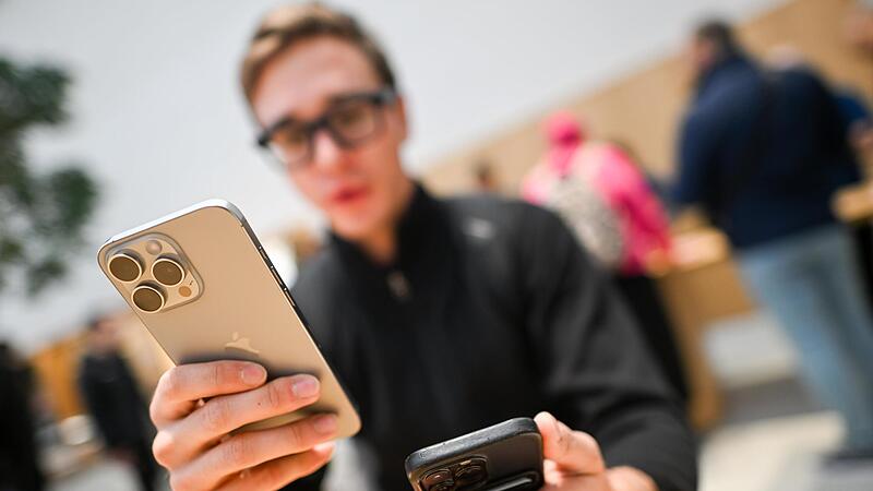 Apple und Samsung ruhen sich auf ihren Erfolgen aus. Die neuen Smartphone-Serien bringen keine bahnbrechenden Neuerungen mit sich.
