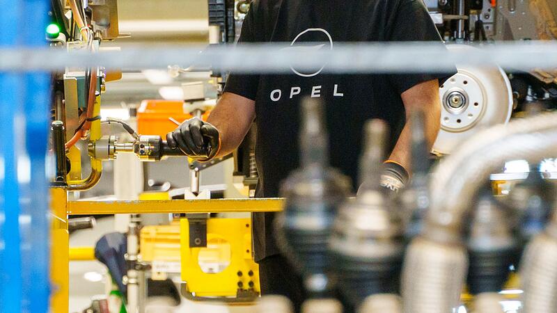 Opel-Produktion in R&uuml;sselsheim.
