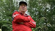 Wenn Günther Schaller an die traurigsten Stunden seines FC Kipfendorf denkt, werden Erinnerungen an Uwe Wich wach. Der 31-jährige Spielertrainer starb auf dem Platz. Ein Gedenkstein  erinnert  an ihn.