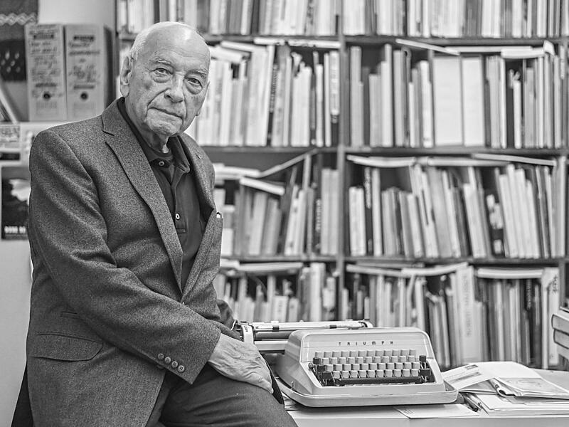 Eugen Gomringer mit 100 Jahren gestorben.