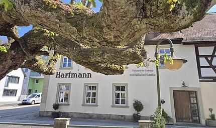 Der Brauerei-Gasthof Hartmann in W&uuml;rgau: Der Biergarten &ouml;ffnet bald.