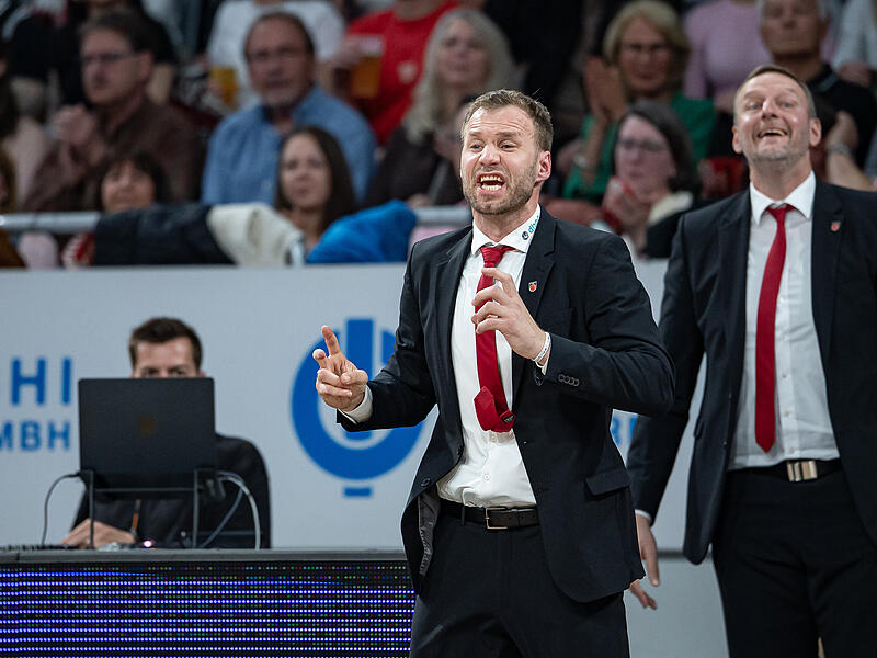 Seit 2024 steht Anton Gavel bei den BMA365 Bamberg Baskets an der Seitenlinie.