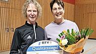 Hartmut Jahn und Übungsleiterin Christine Busch. Hartmut Jahn und Übungsleiterin Christine Busch.