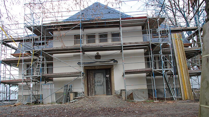 Die denkmalgesch&uuml;tzte Turnhalle in Mainleus