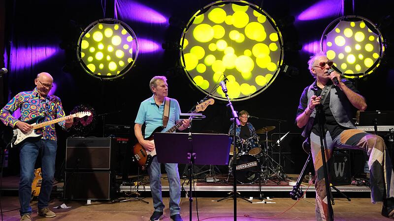 Die Bodygards rockten einmal wieder die Mehrzweckhalle in M&uuml;nnerstadt bei der Oldie-Night, die es nun schon seit 30 Jahren gibt.