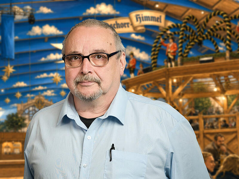 Gerald Stoyke leitet im Globe in Coburg das Team Pforte- und Empfangsdienst. Die kommenden zwei Wochen ist er aber wieder als Security-Mitarbeiter beim Oktoberfest in M&uuml;nchen im Einsatz.