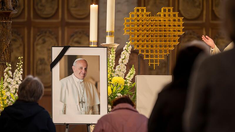 Papst Franziskus gestorben - München