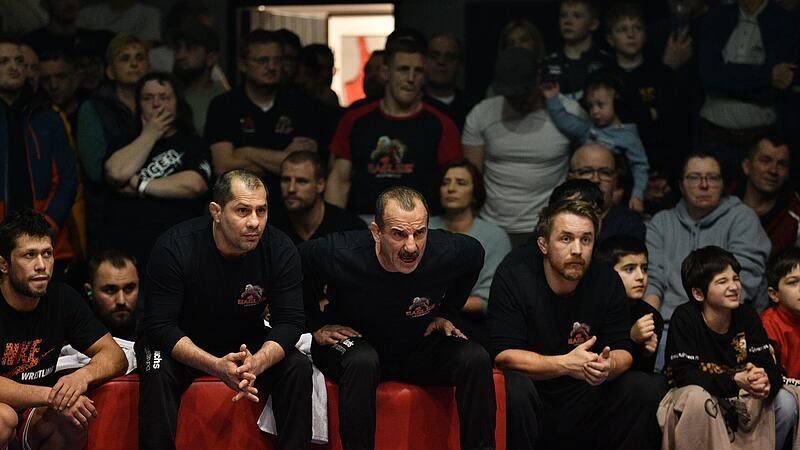 Gespannt auf die neue Saison sind nicht nur die Lichtenfelser Fans, sondern auch das Trainertrio der Eagles mit (von links) Venelin Venkov, Ali Hadidi und Tobias Schütz.
