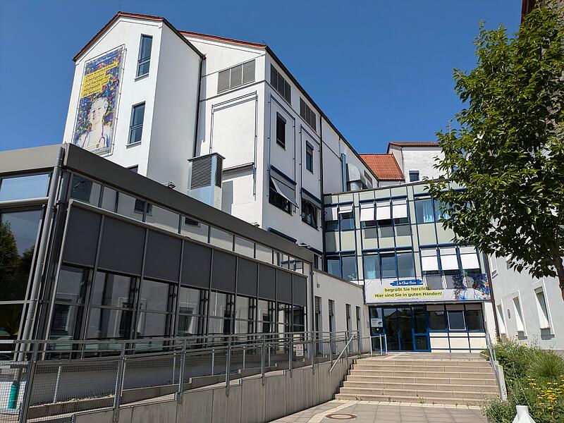 Das St.-Anna-Kreiskrankenhaus in Höchstadt ist seit dem Sommer zum Teil führungslos.