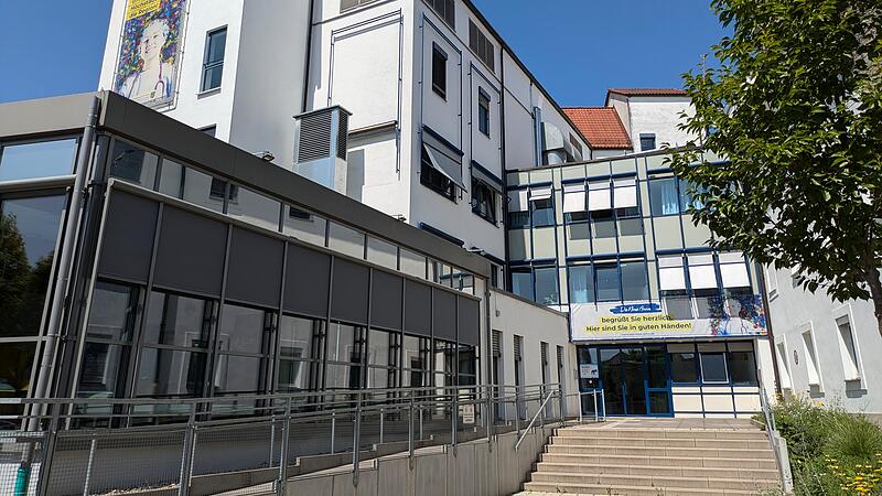 Das St.-Anna-Kreiskrankenhaus in H&ouml;chstadt ist seit dem Sommer zum Teil f&uuml;hrungslos.