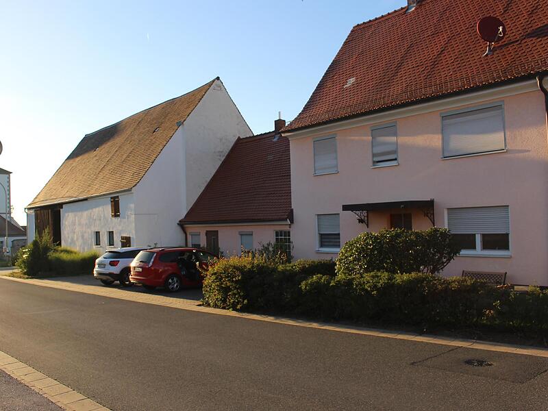 Dieses Anwesen in Ailersbach wird zu einem Tierheim umgebaut. Dieses Anwesen in Ailersbach wird zu einem Tierheim umgebaut.