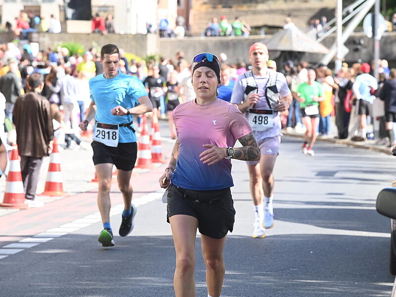 Weltkulturerbelauf 2025: Rund 3700 Athletinnen und Athleten nahmen de Halbmarathon, den Sparkassen-Lauf, in Angriff.