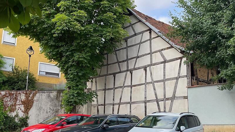 Der Gemeinderat hat sich vom Plan, eine Parkscheune im Ort zu errichten, aus Kostengründen verabschiedet.