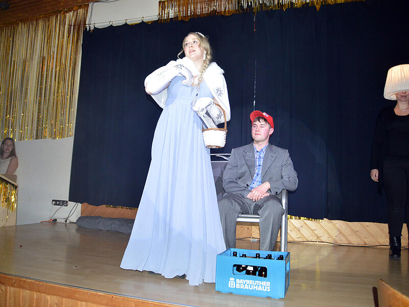 Faschingssitzung in Seubrichshausen 2025Fasching Seubrigshausen 2025 Faschingssitzung in Seubrichshausen 2025Fasching Seubrigshausen 2025