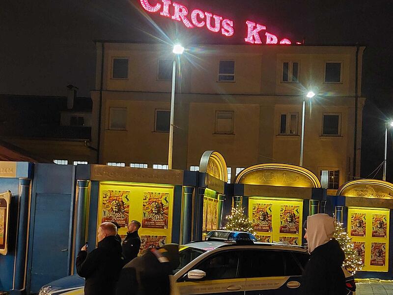 Premiere im M&uuml;nchner Circus Krone gest&ouml;rt