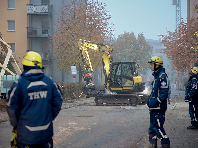 Nach der Explosion und einem Brand in einem Regensburger Wohnhaus Nach der Explosion und einem Brand in einem Regensburger Wohnhaus