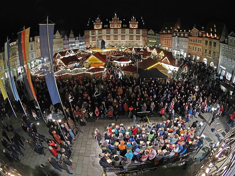 Der Coburger Weihnachtsmarkt 2024 ist er&ouml;ffnet.