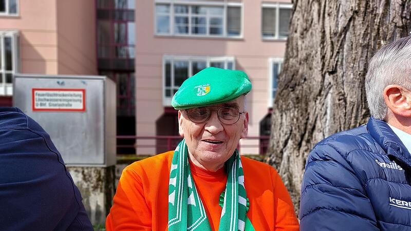 Bamberger Ire feiert in M&uuml;nchen den St. Patricks Day.