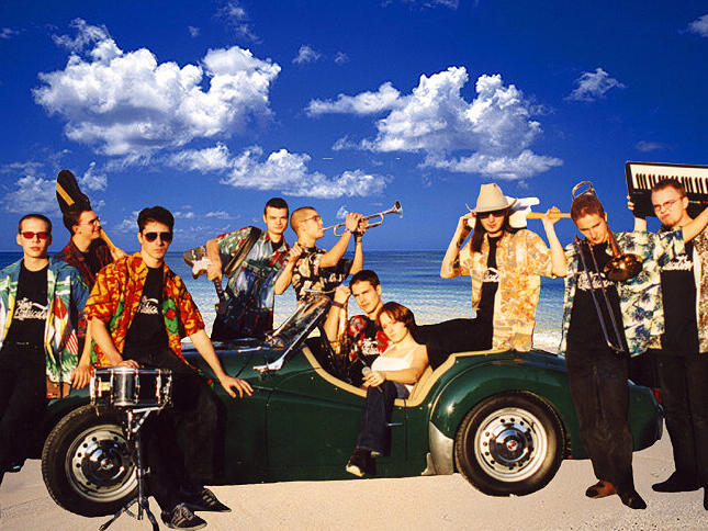 Als alles begann: Die Band im Jahr 200025 Jahre Chicolores