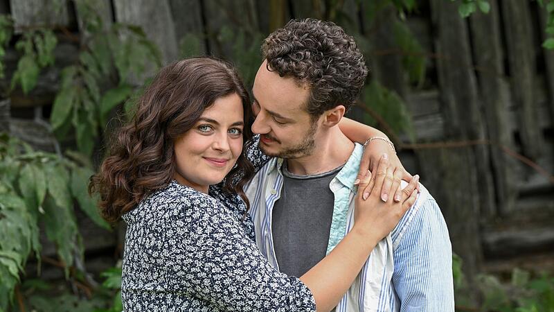 «Bergdoktor»-Star Ronja Forcher hat geheiratet «Bergdoktor»-Star Ronja Forcher hat geheiratet