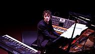 Unglaublich, was Franceso Tristano  in der Bamberger Konzerthalle am Klavier allein rein körperlich leistete,