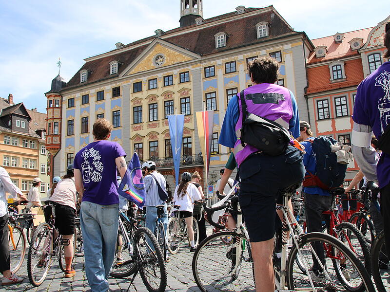 Fahrraddemo gegen den CCFahrraddemo gegen den CC Fahrraddemo gegen den CC