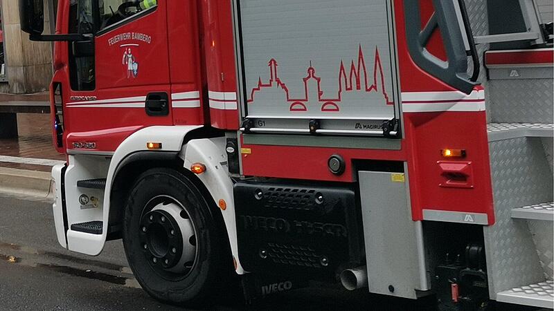 Bamberger Feuerwehr intensiv gefordert - mehrere Wohnungstüren geöffnet Symbolbild Feuerwehr Bamberg