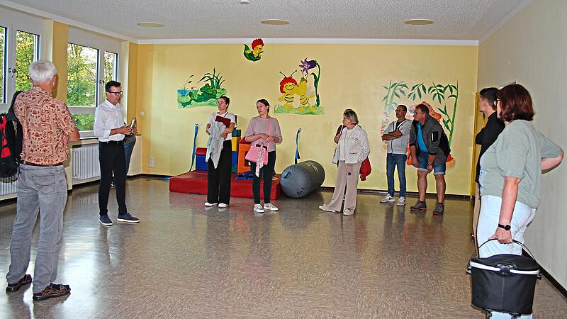 Unlängst besichtigten die Gemeinderäte das Kinderhaus „Schatzinsel“ in Kleinsendelbach.Forchheim & Fränkische Schweiz Unlängst besichtigten die Gemeinderäte das Kinderhaus „Schatzinsel“ in Kleinsendelbach.